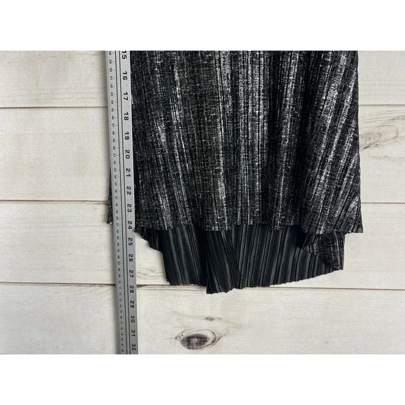 Weavers Tank Top Womens Small Black Metallic Pleated Racerback Bow Party Hi Low - Picture 5 of 5